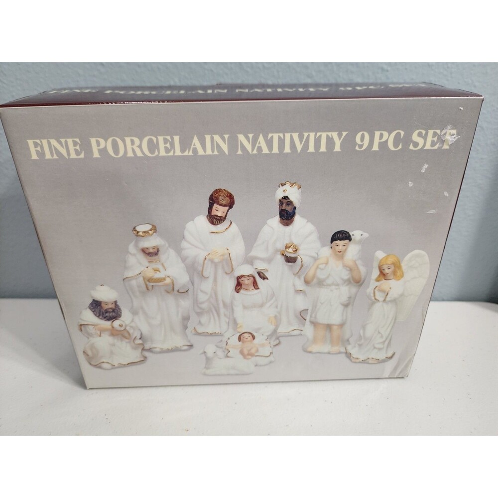 Galleria Nativity Holy Family Christmas Set 9 Piece Porcelain Gold Trim